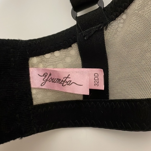 Youmita Bra - Picture 4 of 4